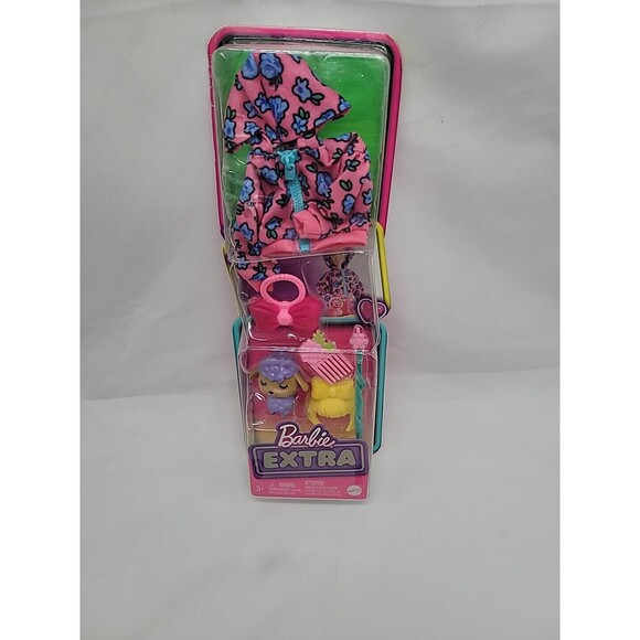 Barbie Extra Pet & Fashion Pack with Pet Lamb Fashion Pieces And Accessories - Picture 4 of 16